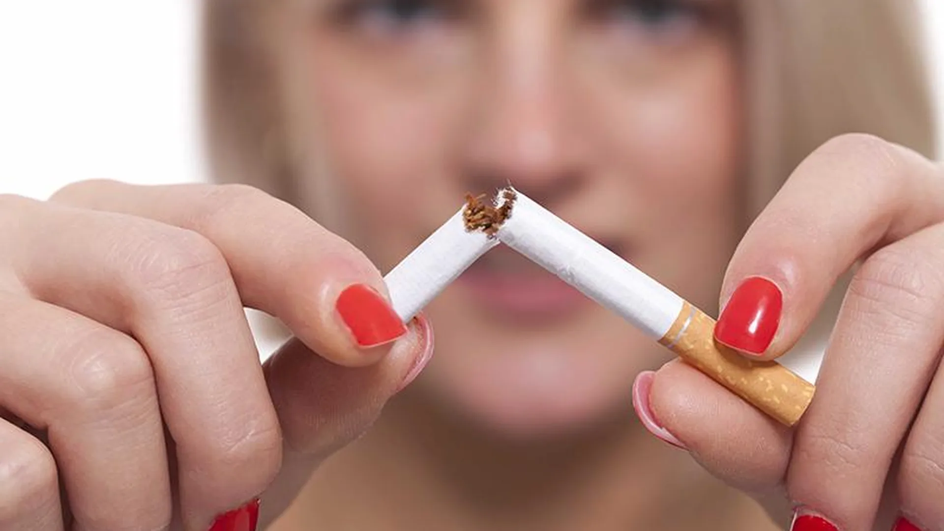 Медики и жители Подмосковья рассказали об успешных методиках отказа от курения