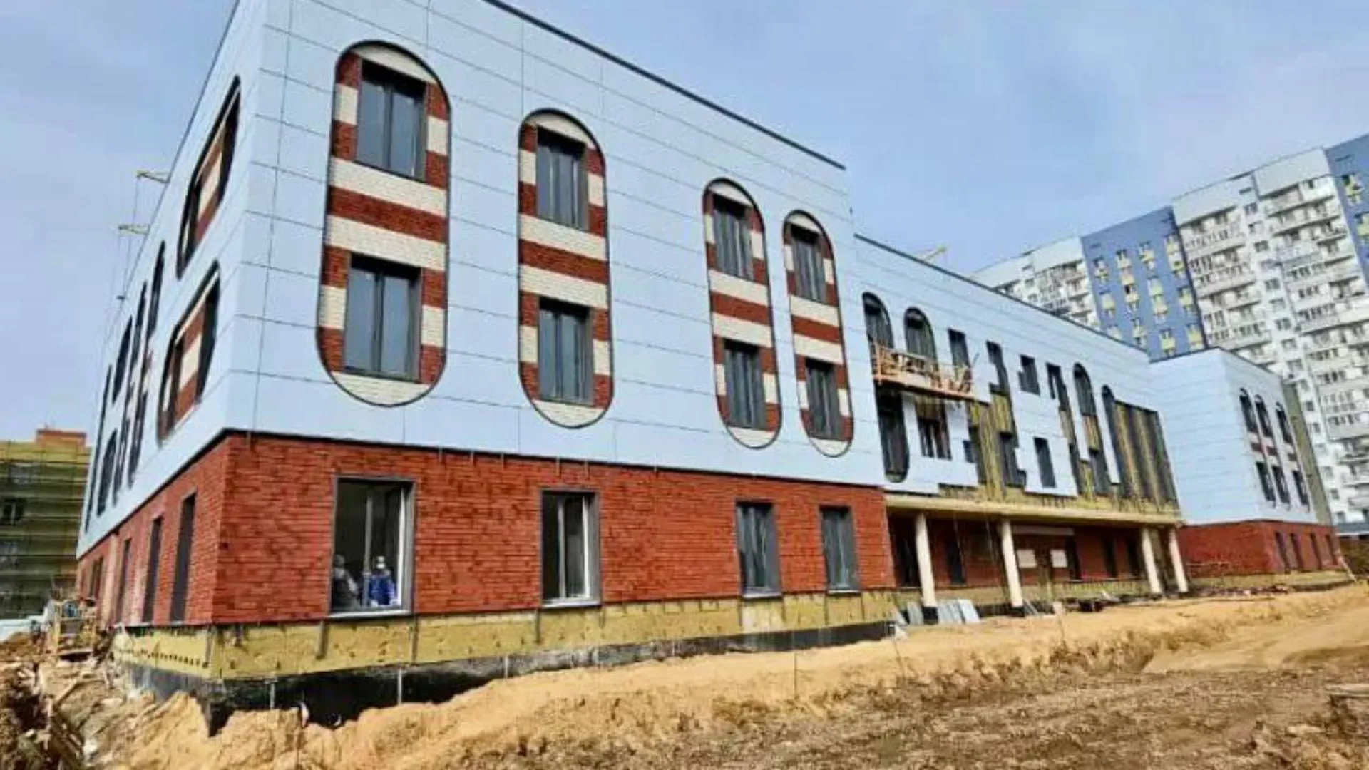 Строительство нового детского сада в микрорайоне Катюшки в Лобне завершат уже в июле