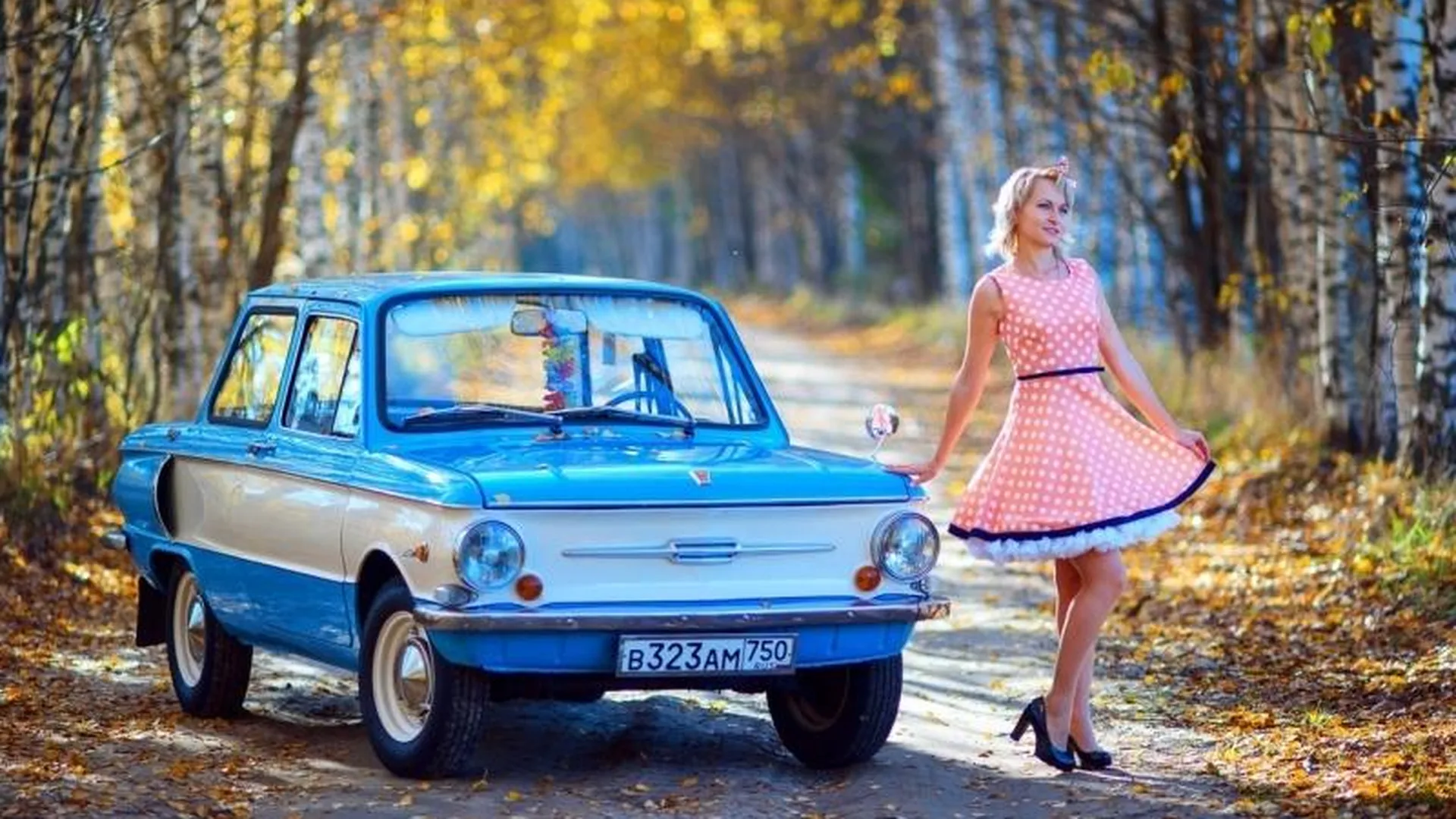 Автоледи из Подмосковья заводит старые автомобили, помогает музеям и дает имена «Запорожцам» 