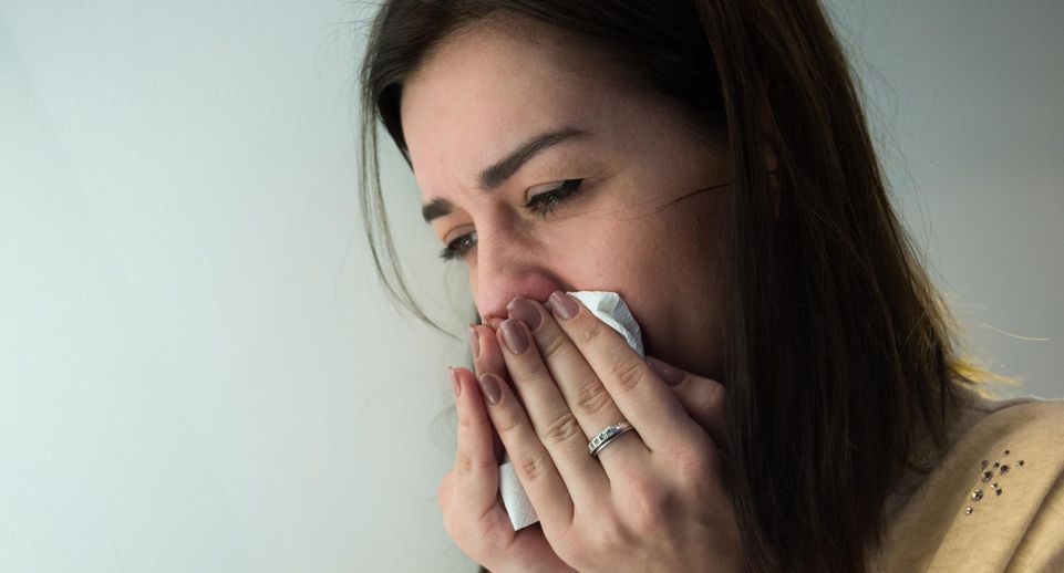 Терапевт Ионов перечислил способы отличить аллергический насморк от ...