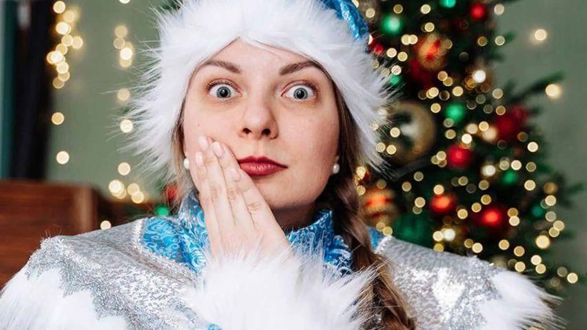«Пьяный Дед Мороз – травма для детей»: профессиональные Снегурочки рассказали о секретах работы