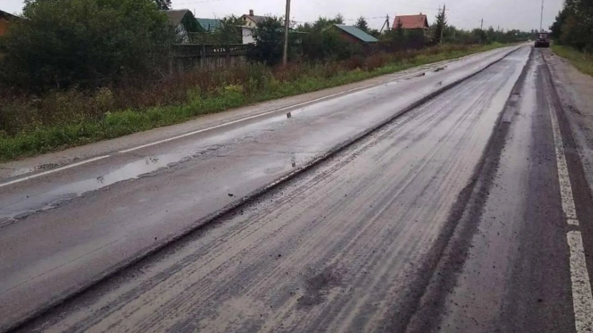 Ремонтные работы продолжаются на дорогах Чехова в рамках нацпроекта