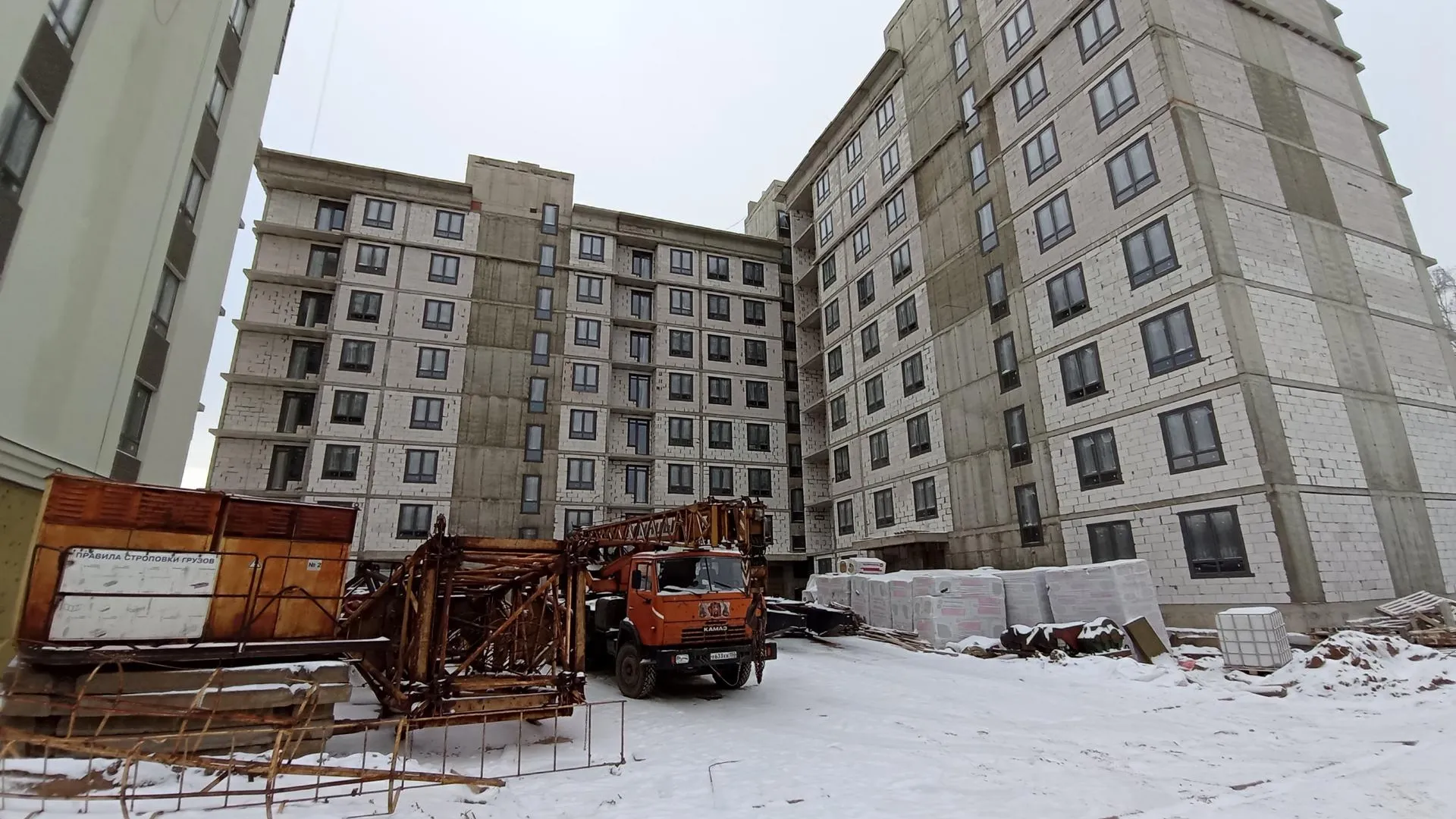 В подмосковном Сергиевом Посаде проверили строительство жилого комплекса «Олимп»