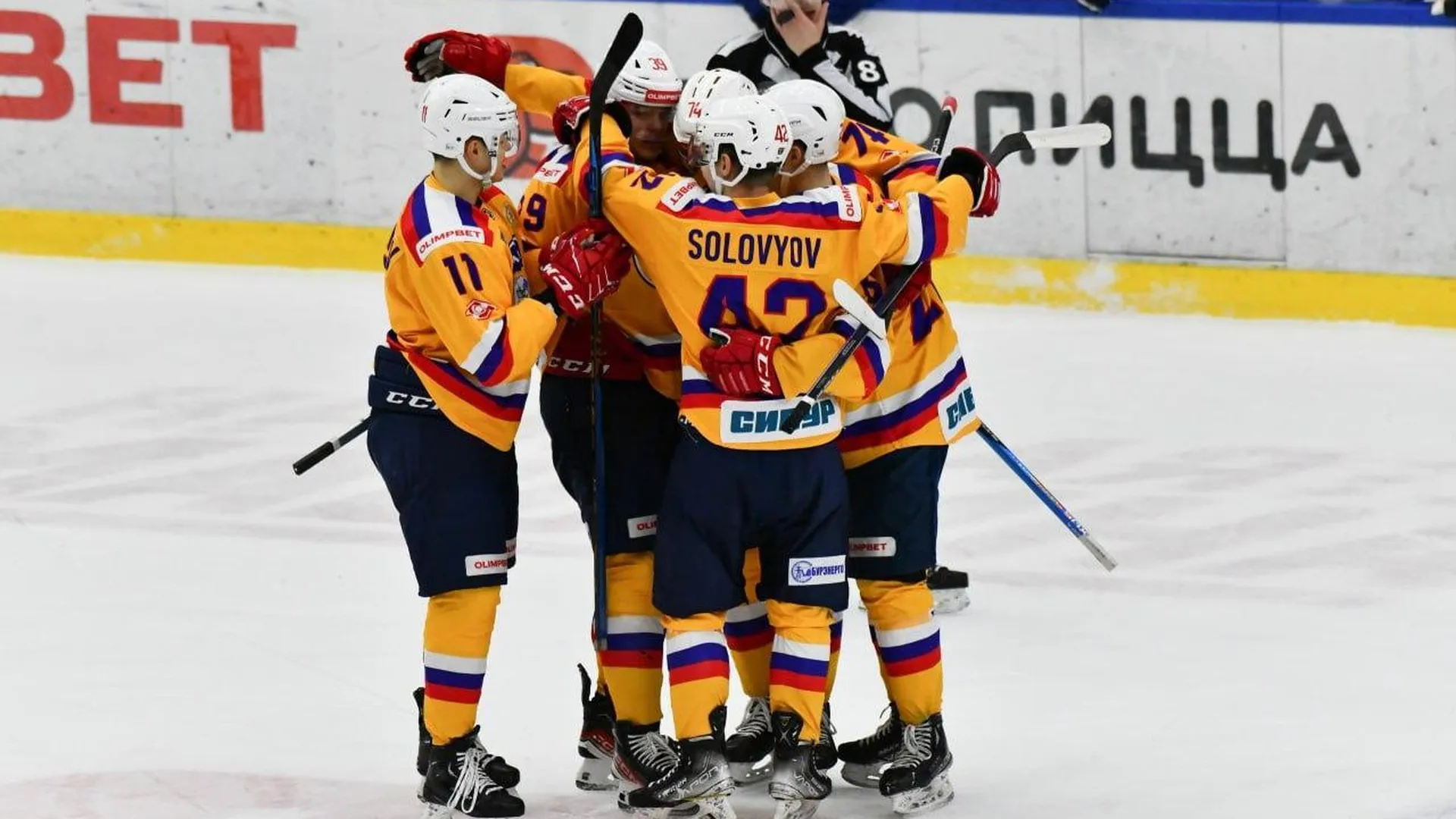 Подмосковный хоккейный клуб вышел во второй раунд плей-офф Кубка Петрова