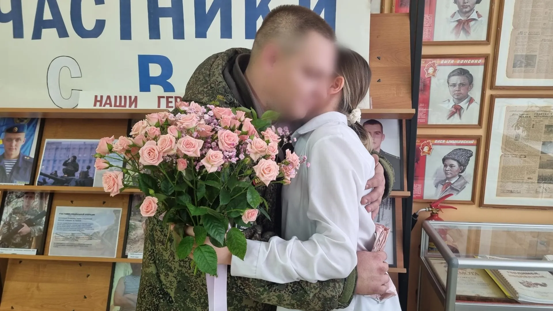 Участник СВО встретился с учениками гимназии в Ивантеевке