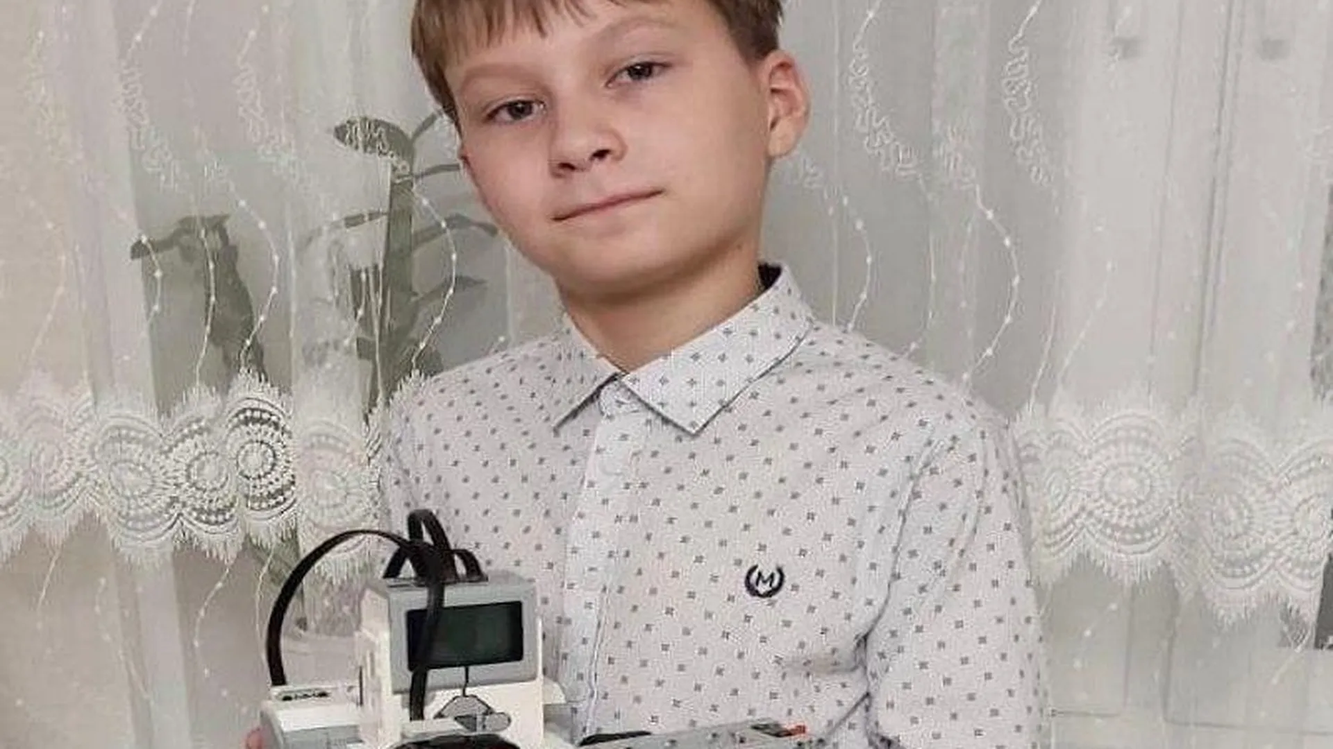 Школьник из села под Наро-Фоминском создал робота для борьбы с борщевиком