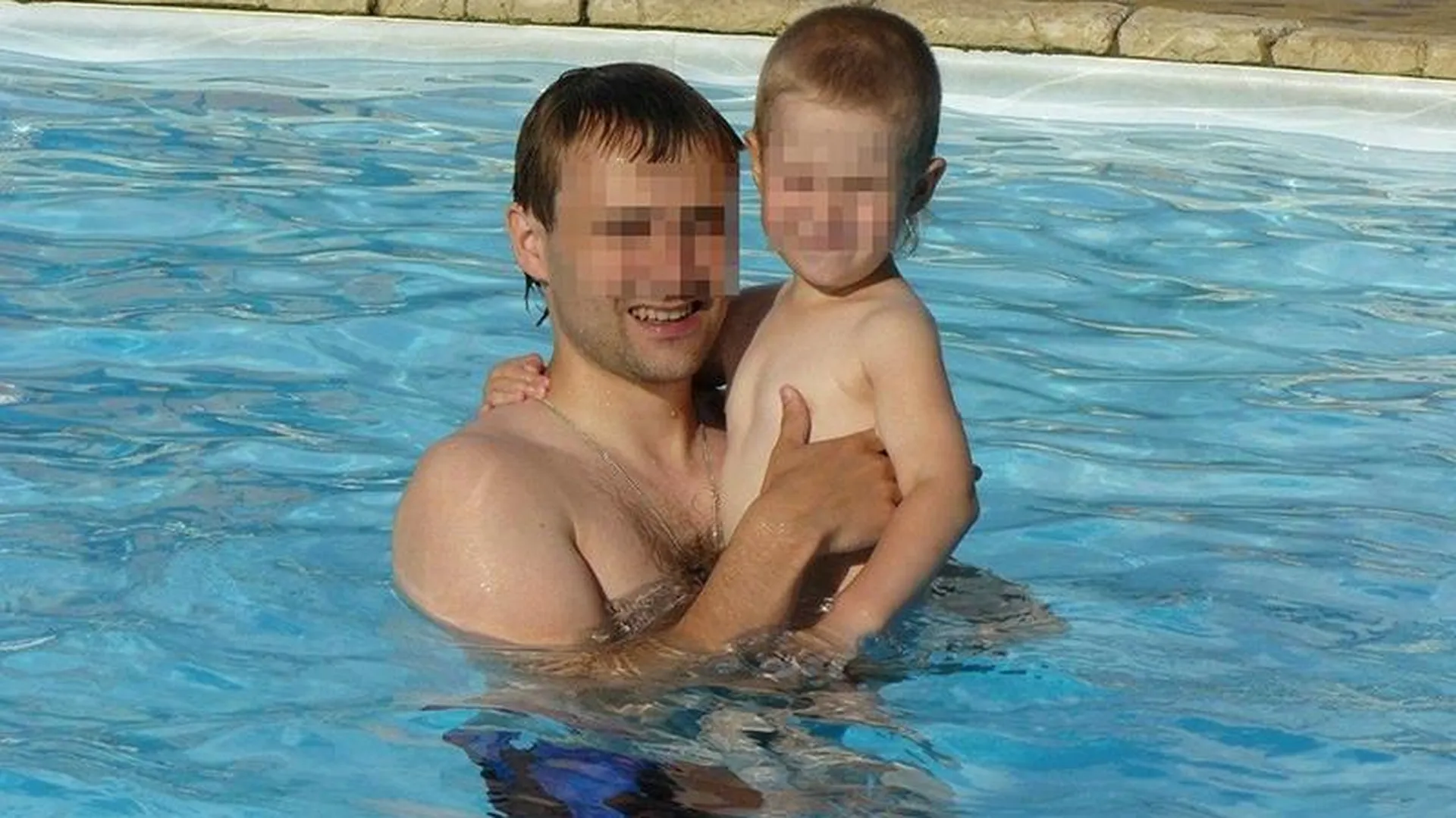 На отца, зарезавшего 13-летнего сына в Домодедово, завели уголовное дело