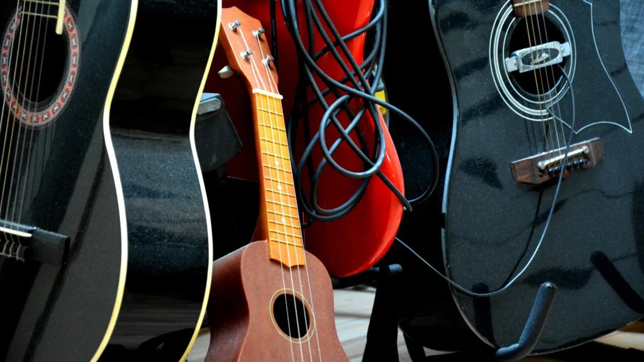 «Мы давно впереди»: российские производители гитар обещают превзойти Gibson и Fender