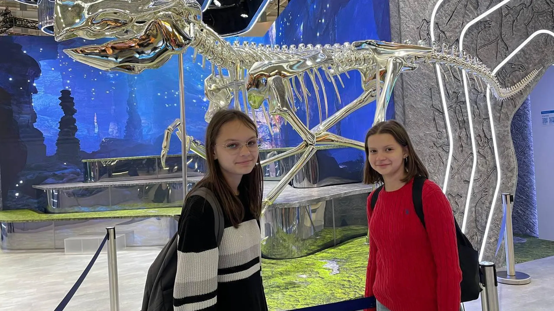 Школьники Реутова посетили Международную выставку-форум «Россия»