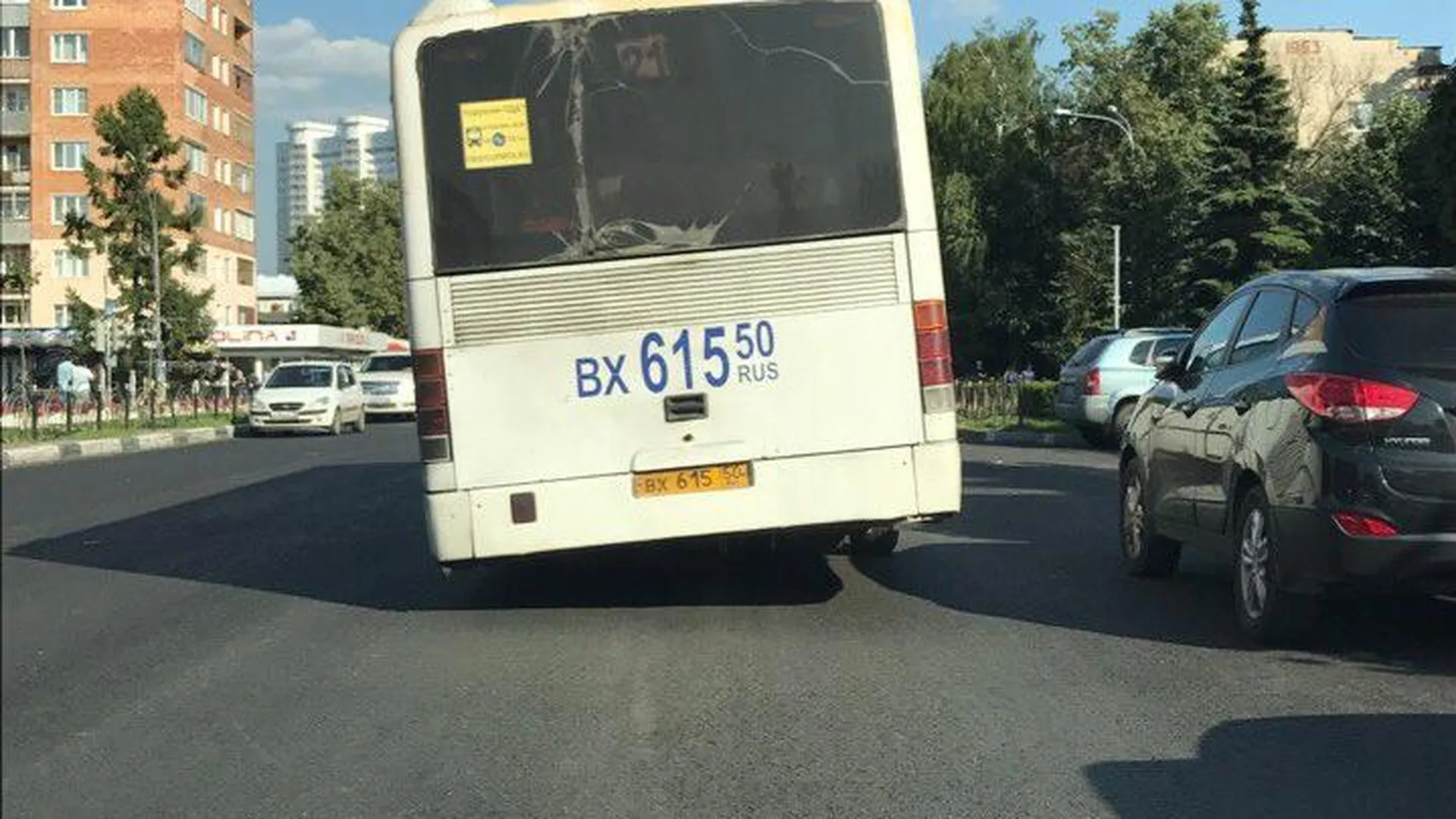 «Пьяный» автобус на маршруте возмущает жителей Пушкина