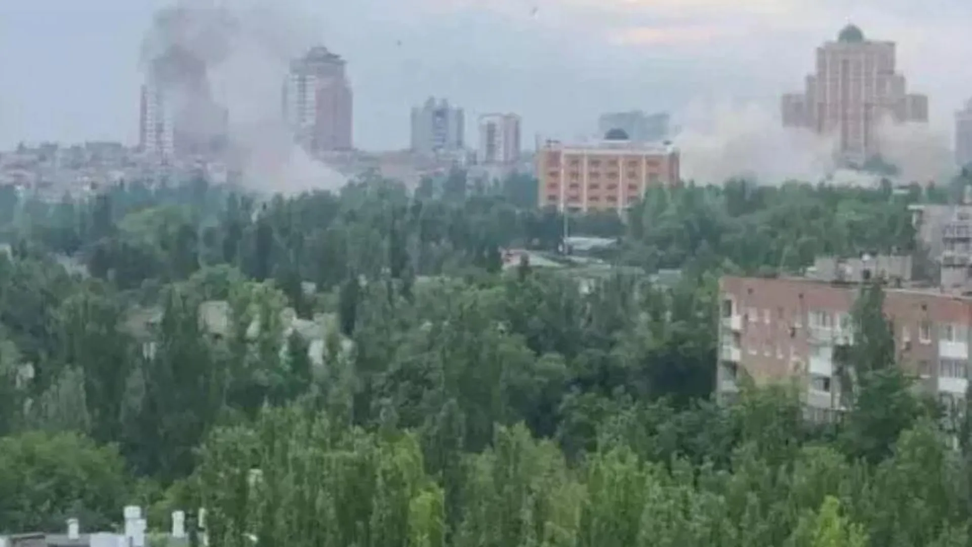 Украинские военные выпустили 28 снарядов по Донецку