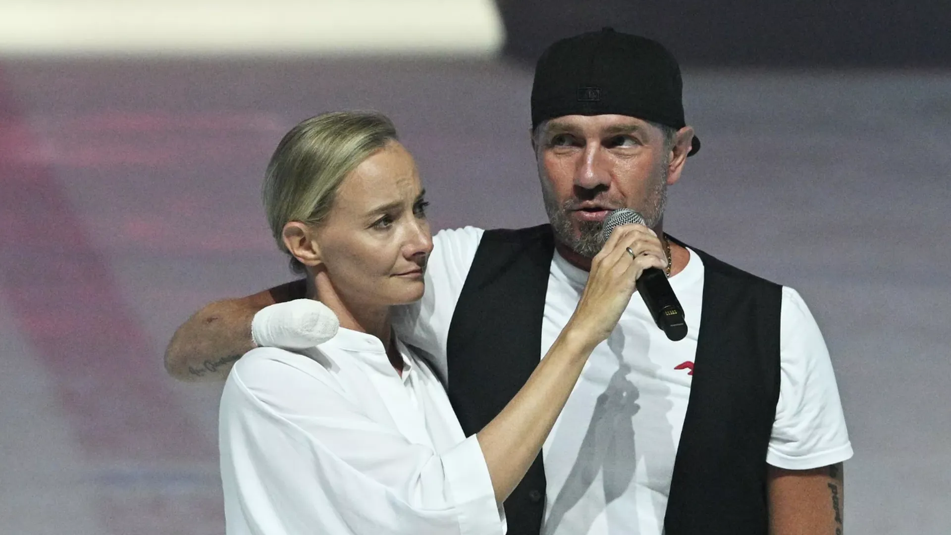 Костомаров с Домниной станцевали танец из сериала «Слово пацана»