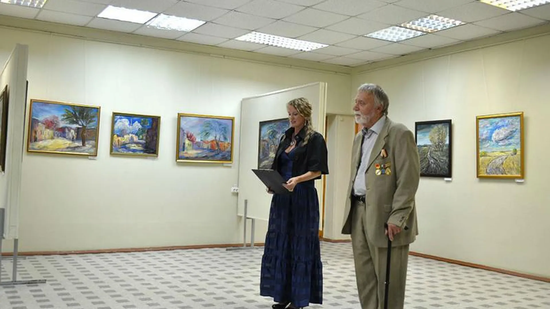 В Ивантеевке открылась выставка исторической живописи