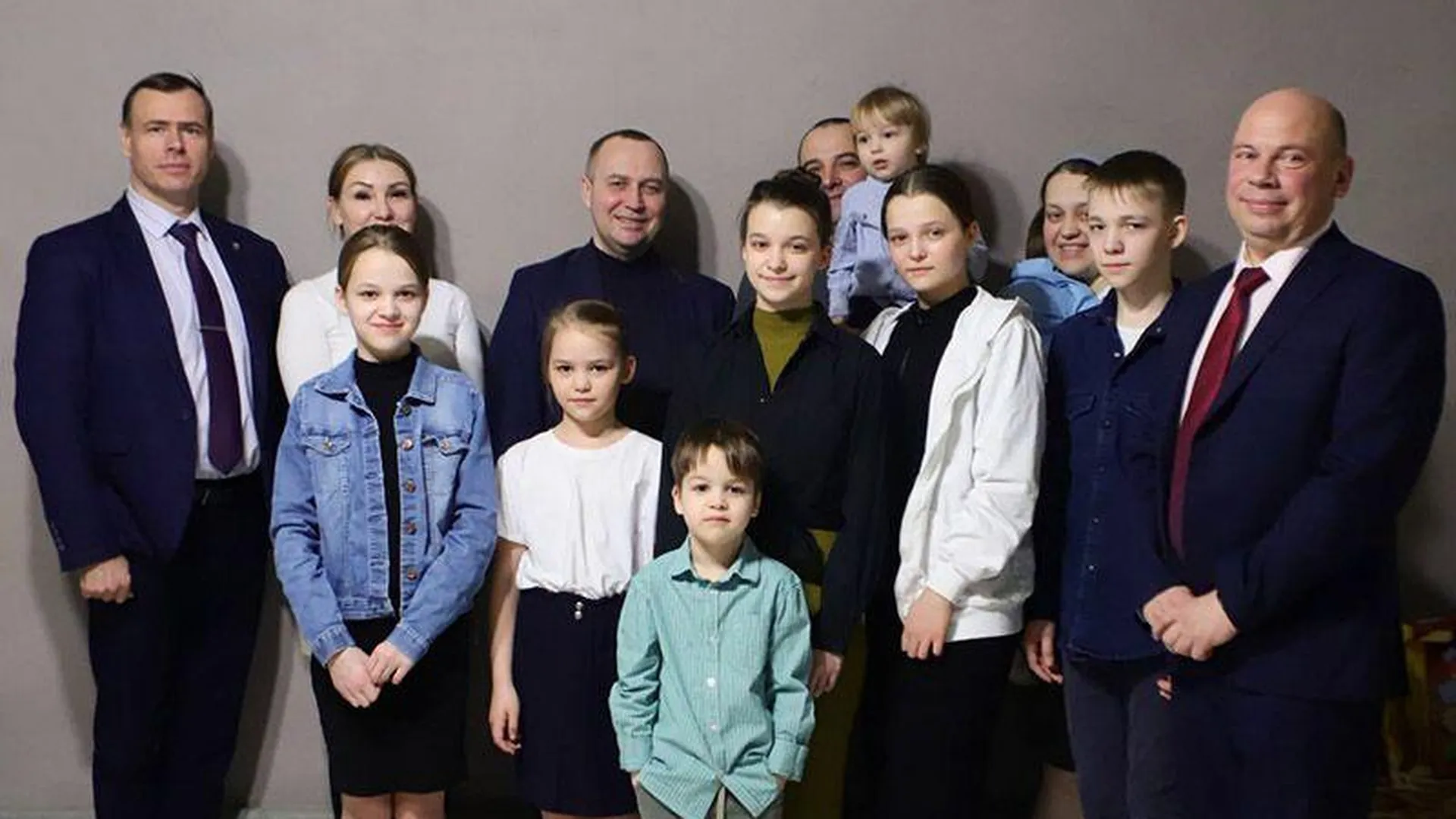 Глава Воскресенска Алексей Малкин побывал в гостях у многодетной семьи