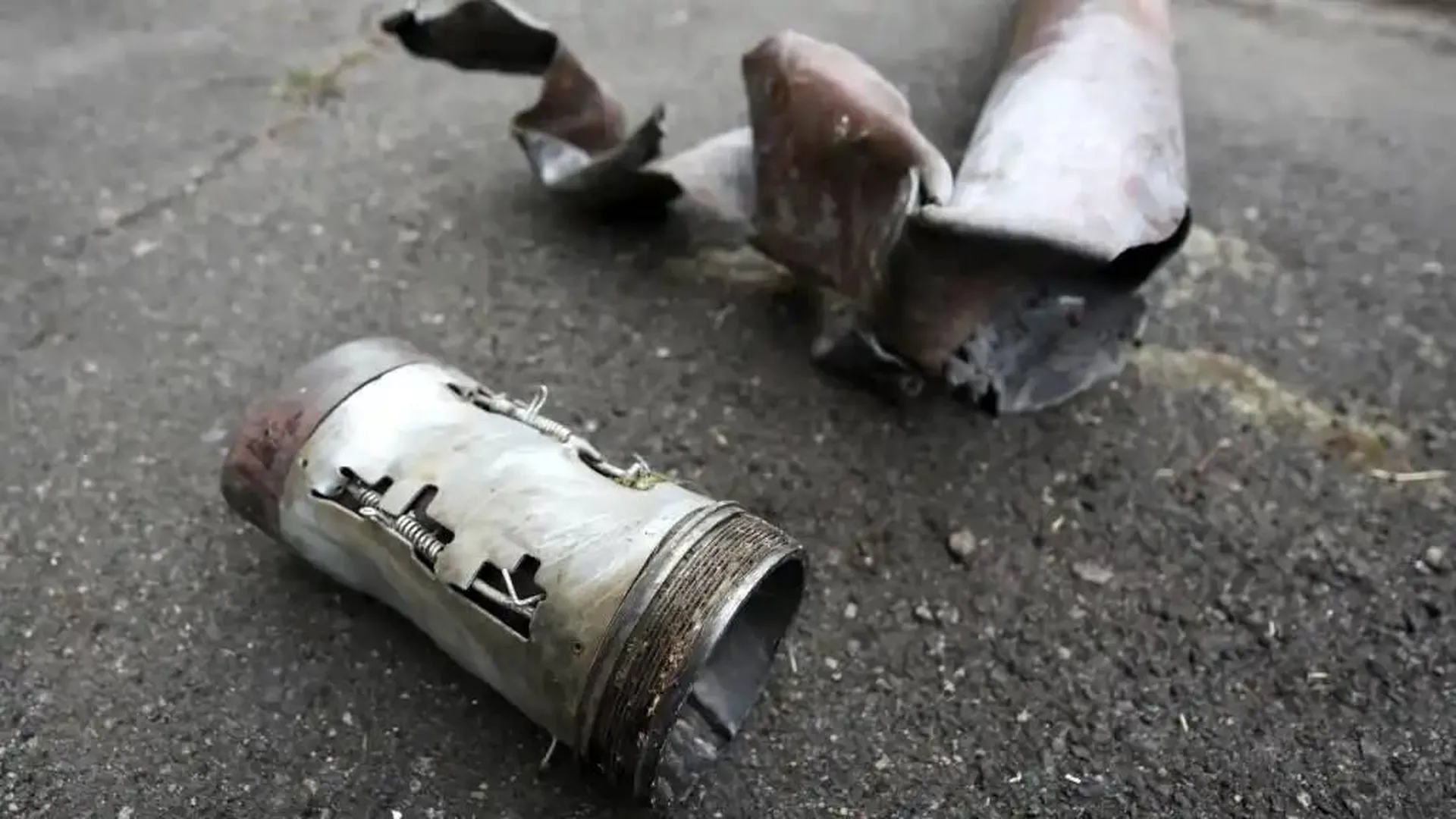 Три человека погибли и 30 ранены при обстрелах ВСУ Макеевки и Донецка