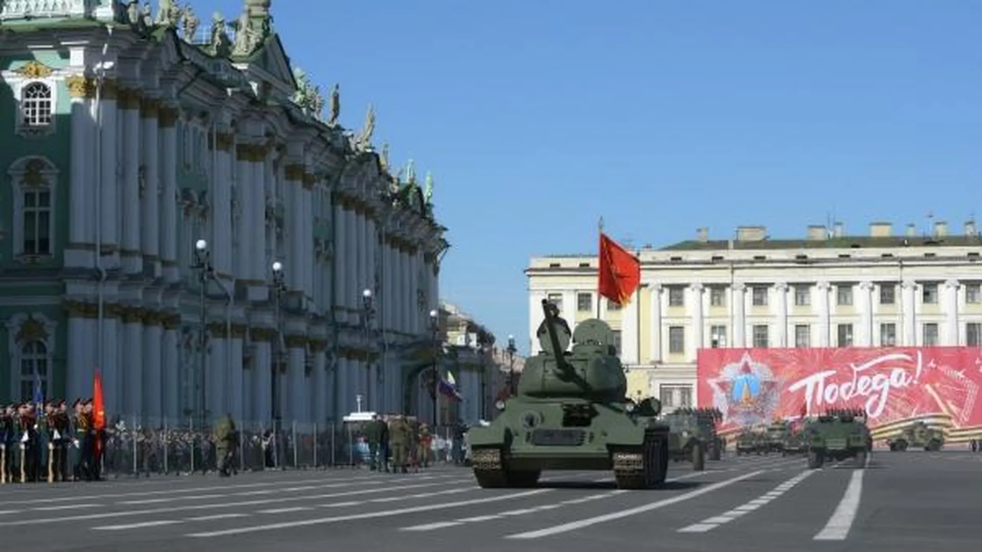 В Москве ограничат движение на нескольких улицах из-за репетиции парада