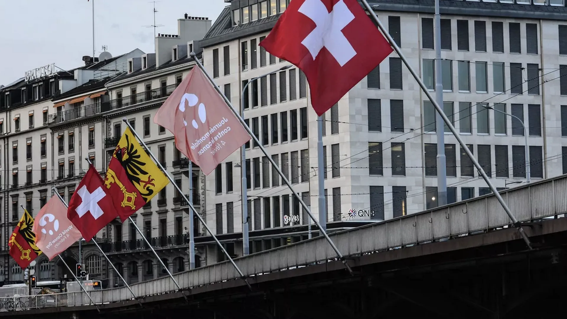 Швейцария задумалась о возвращении нейтралитета через отказ от санкций