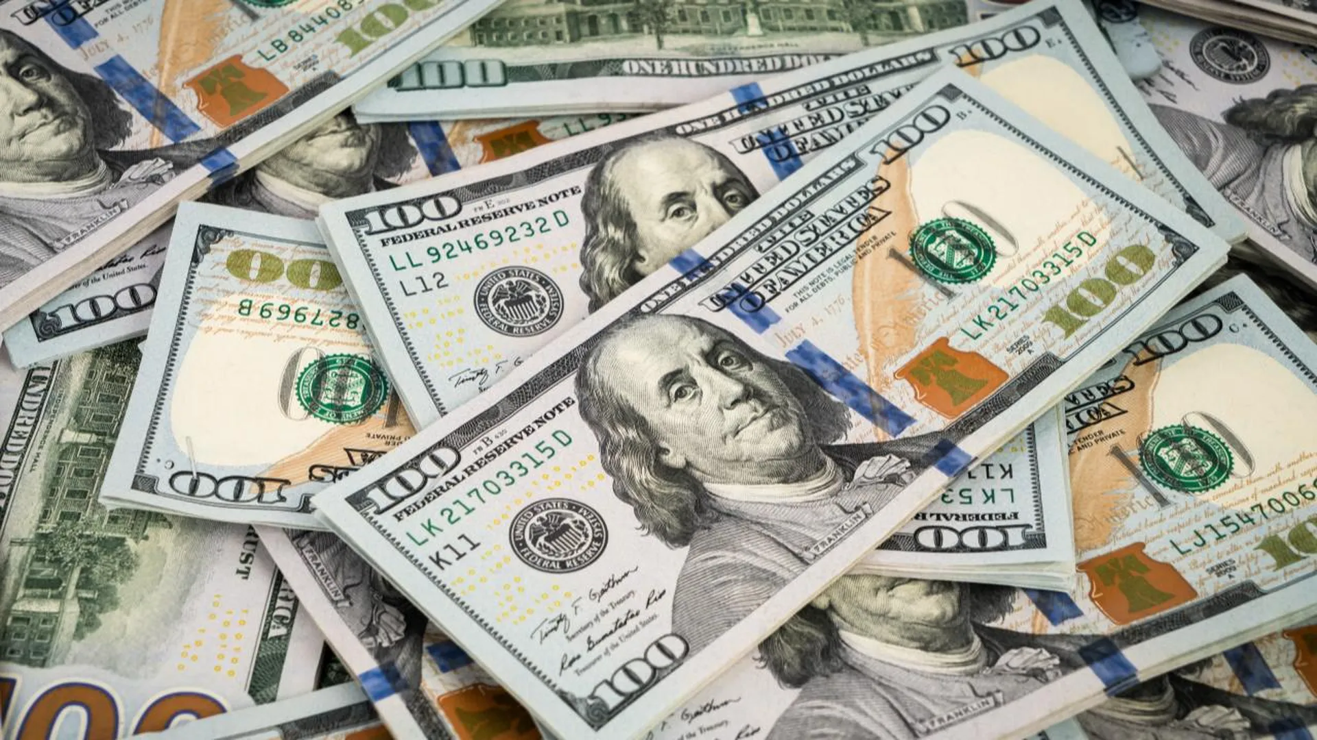 В США обсуждают санкции против стран, отказавшихся от доллара
