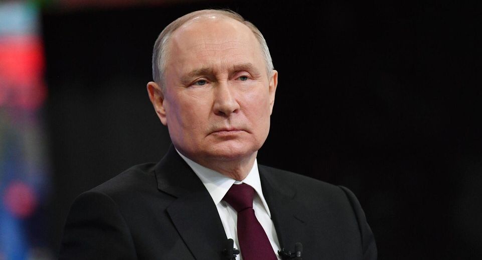 Путин заявил о важности укрепления парламентаризма в России