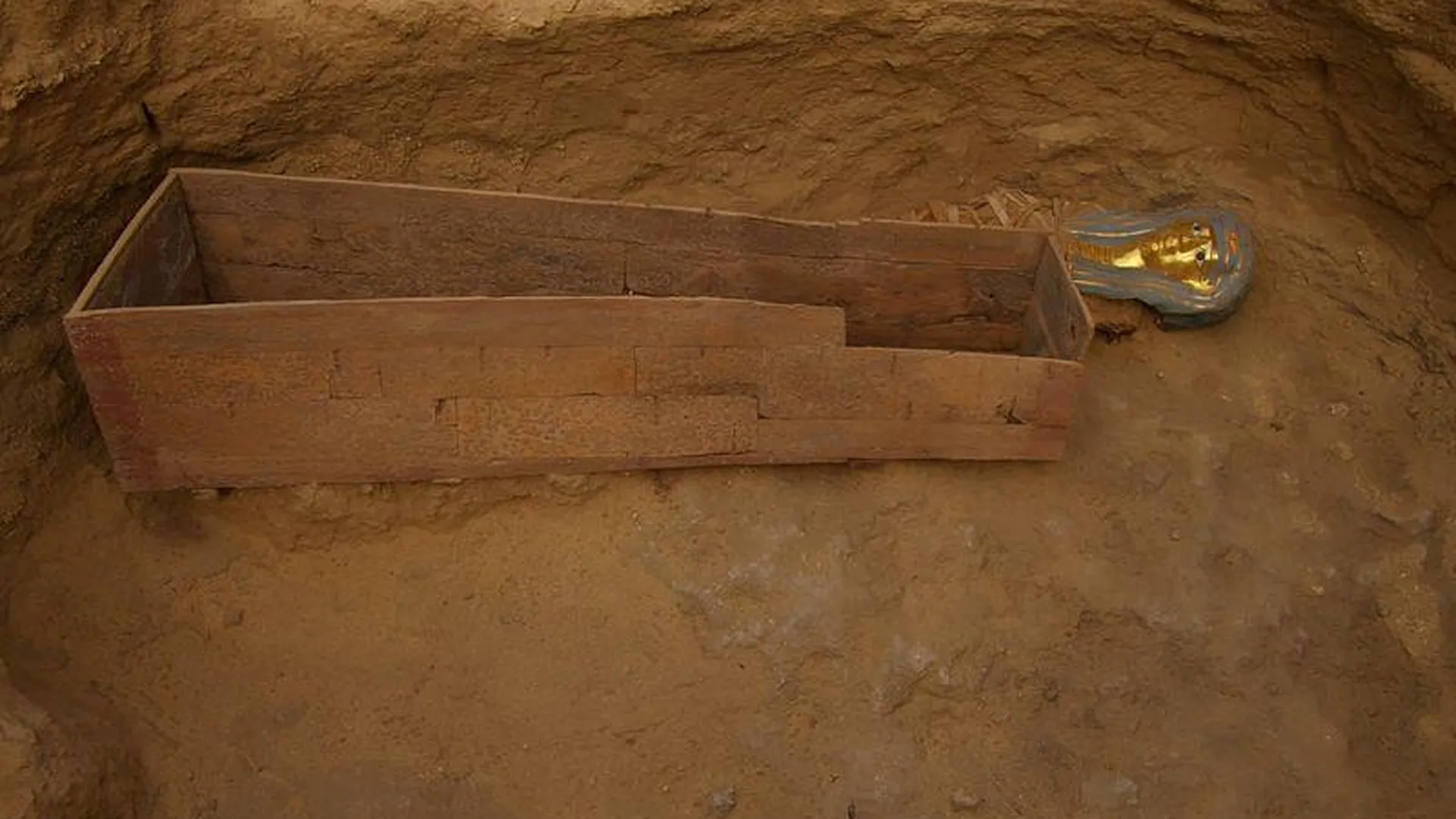 Странные могилы обнаружили российские ученые в Египте