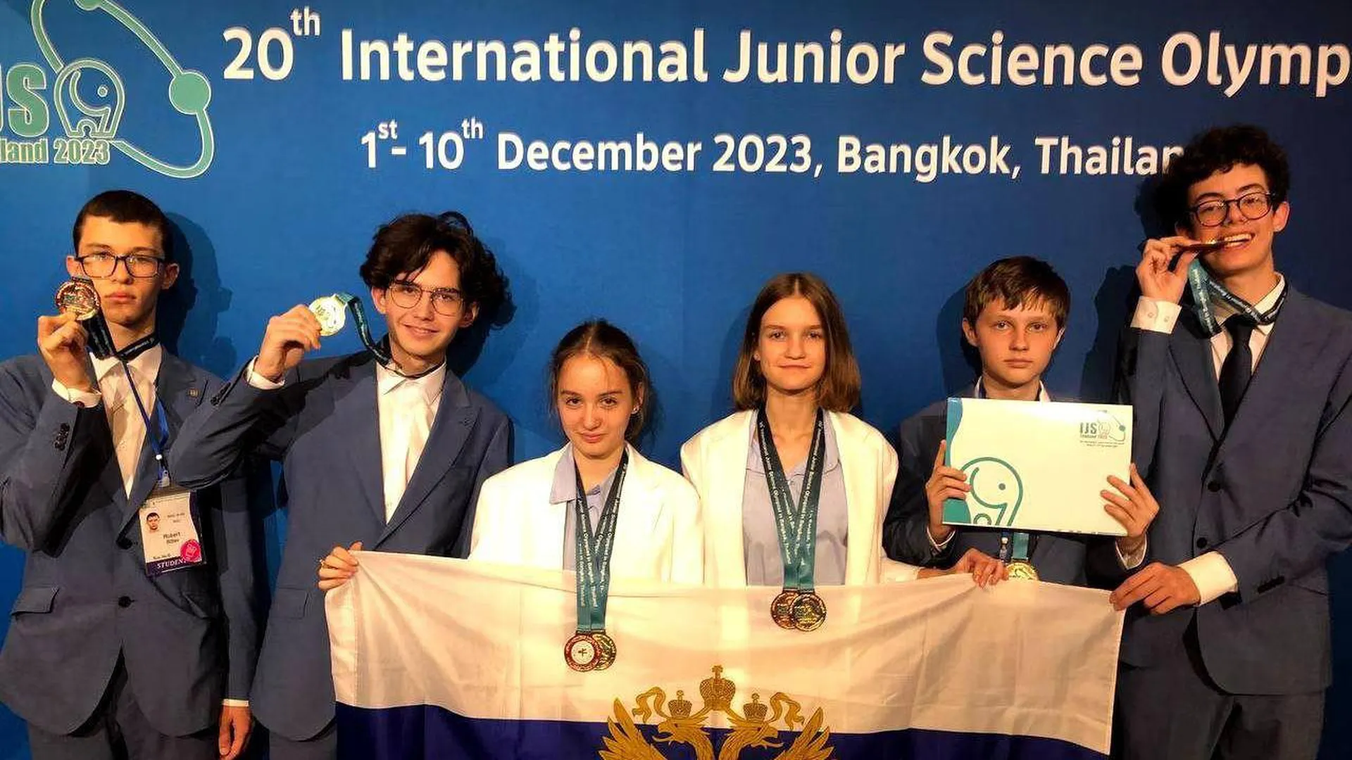 Андрей Воробьев: Ребята из Долгопрудного выиграли золото на естественно-научной олимпиаде в Бангкоке