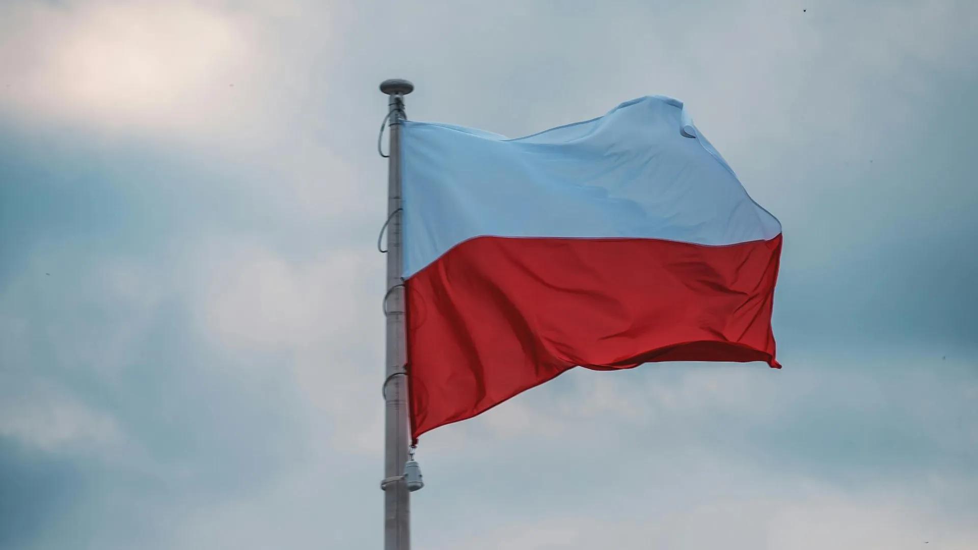 Глава польского МО заявил, что страна поможет Киеву вернуть призывников