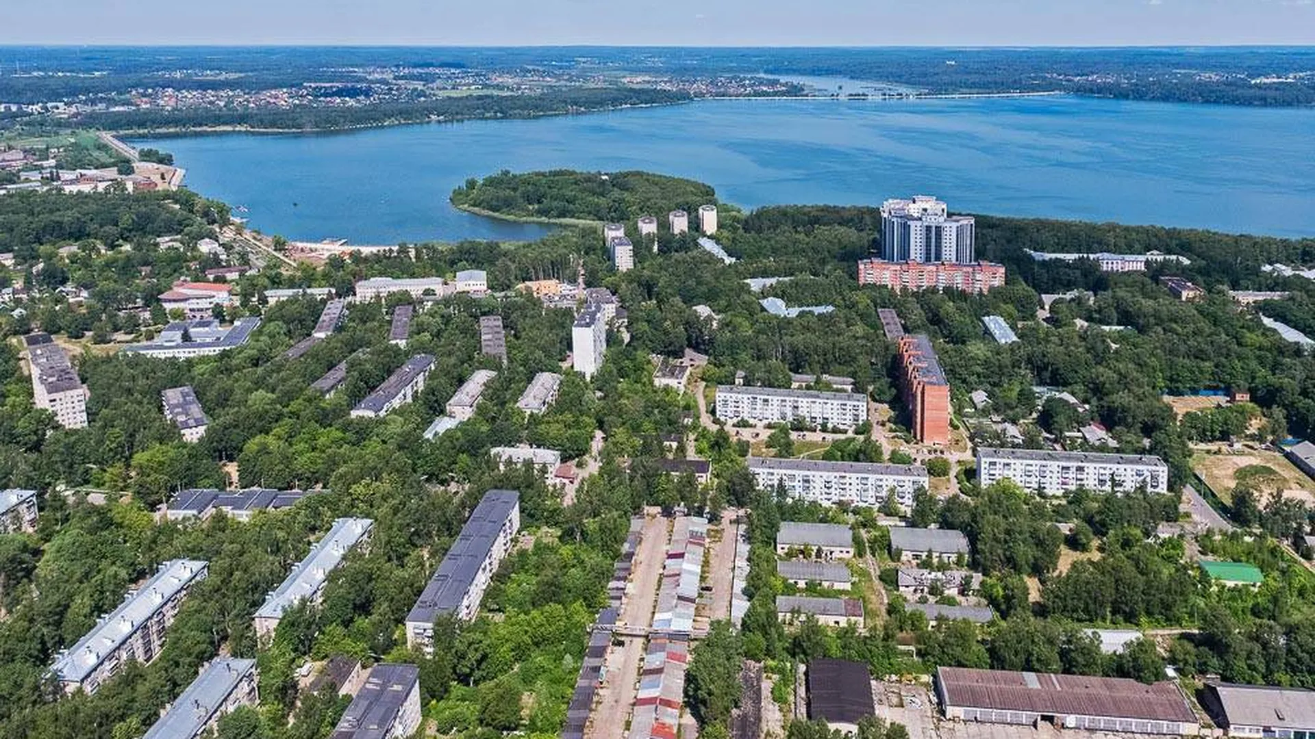 Фото Г Обзор