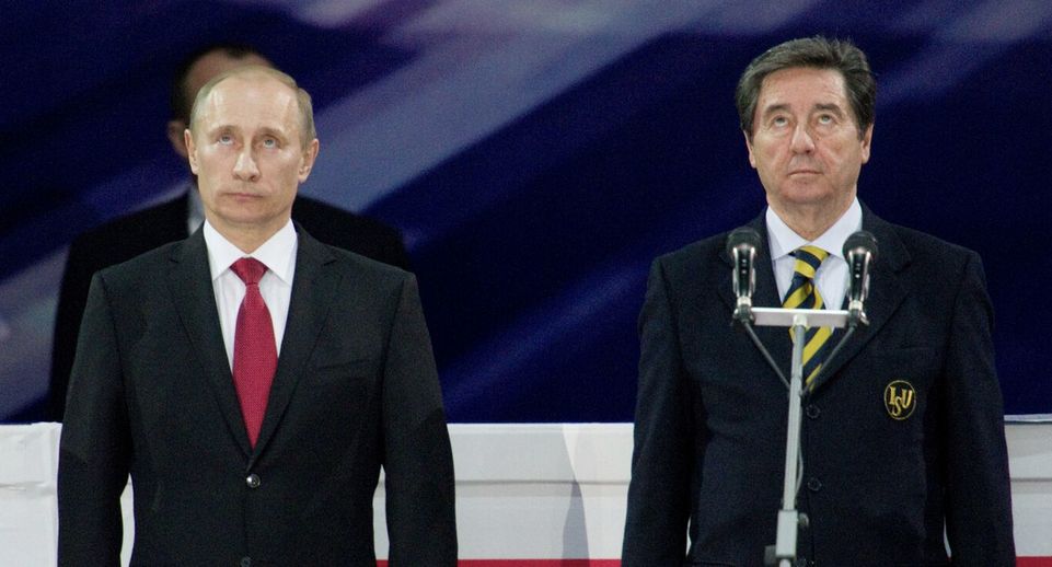 В ФФКР расскзаали об опоздании Путина на открытие ЧМ по фигурному катанию — 2011