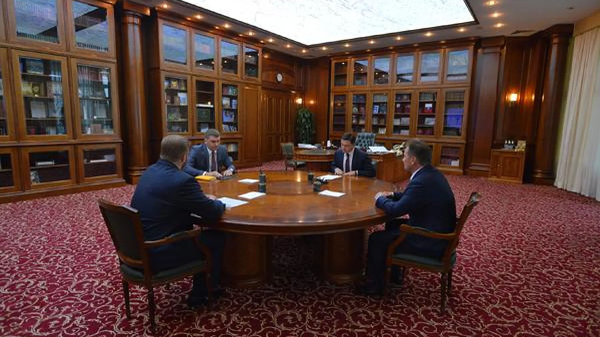 Андрей Воробьев встретился с главой Каширского района 