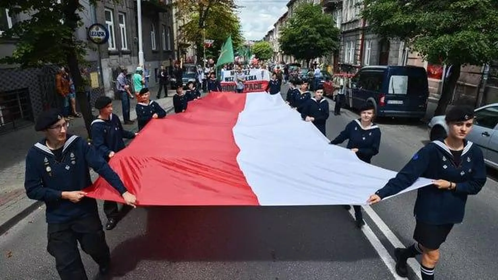 Сейм Польши в полном составе потребовал от Украины признать вину в Волынской резне
