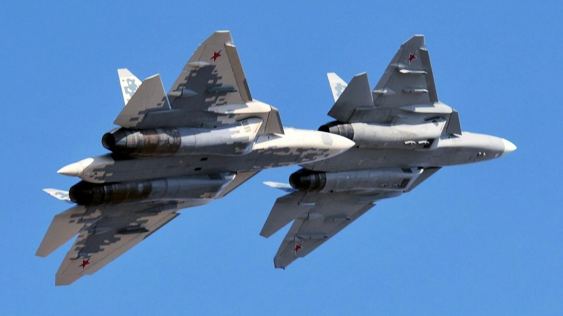 Напарником российского Су-57 станет новейший беспилотный истребитель-невидимка «Охотник»