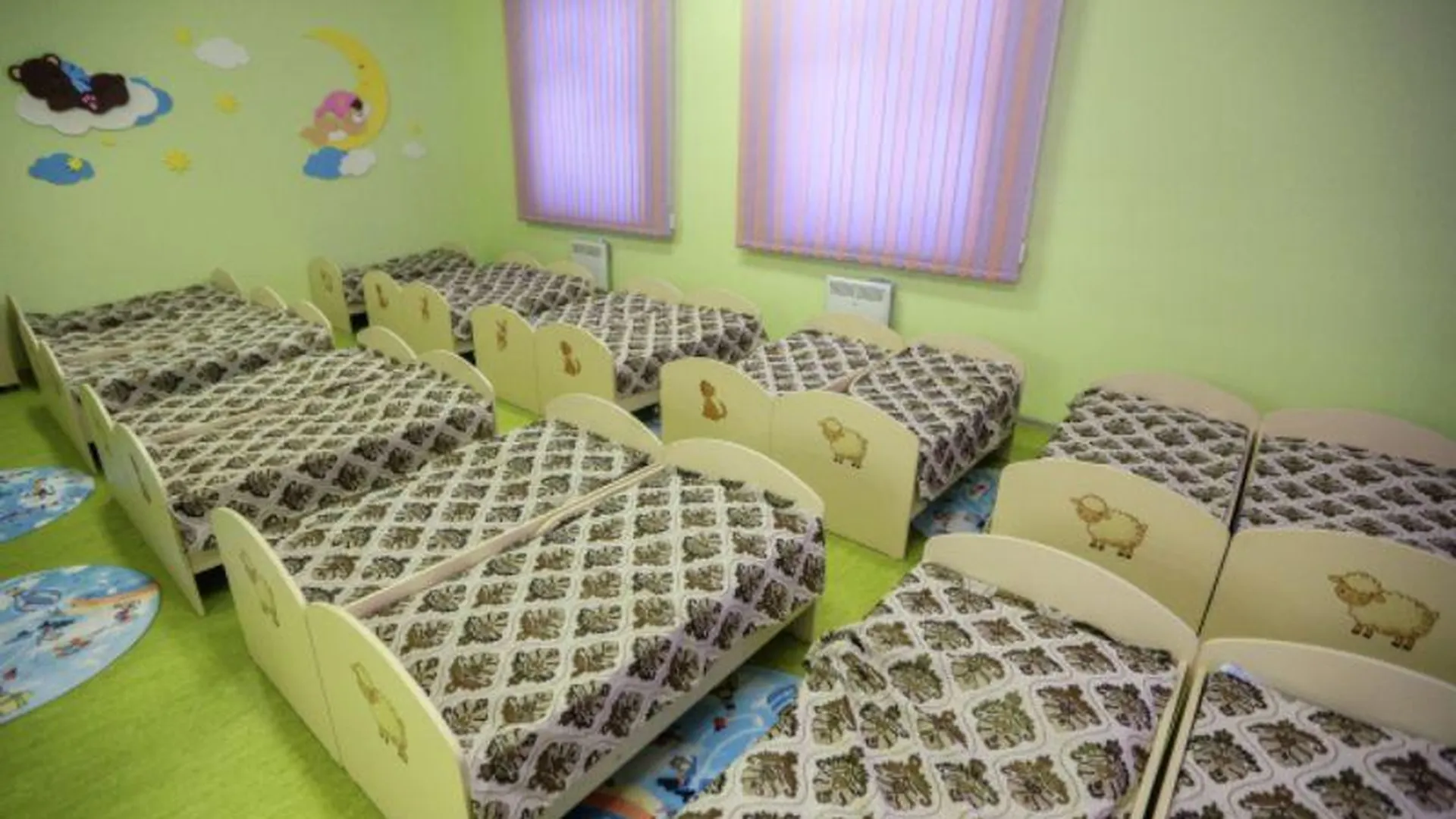 Десять миллиардов рублей выделили на строительство детских садов в Подмосковье