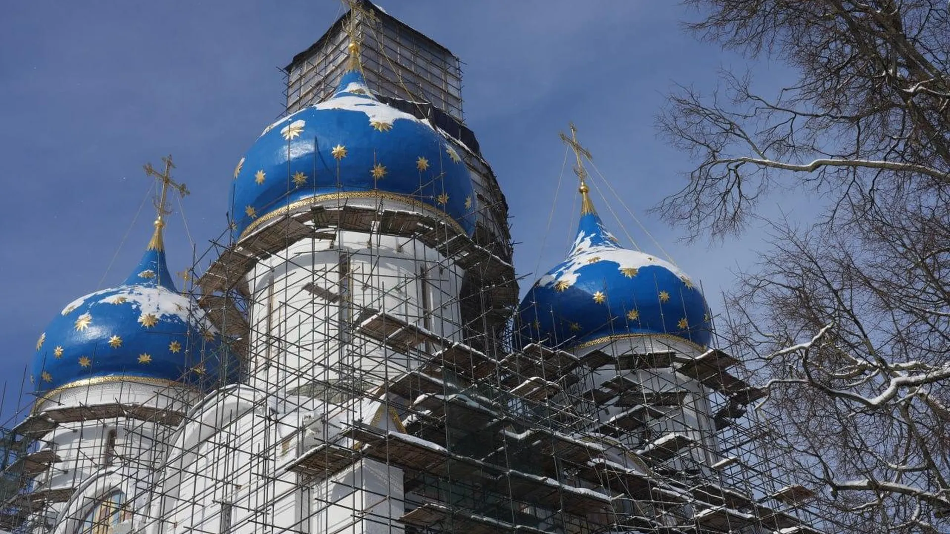 Реставрация центрального купола Успенского собора началась в Троице-Сергиевой Лавре
