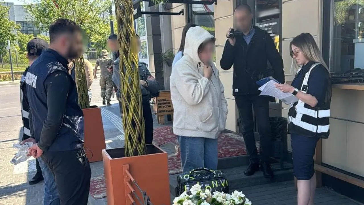 На Украине задержали женщину-инвалида, которая помогла укрыться от армии с помощью фиктивного брака