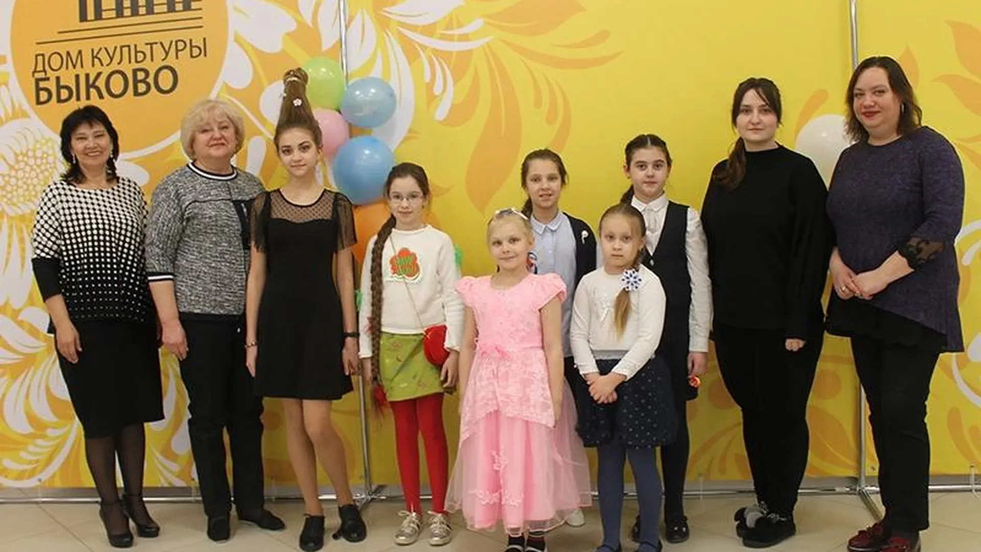 В Быково выбрали девочек с самой длинной косой и самой необычной прической