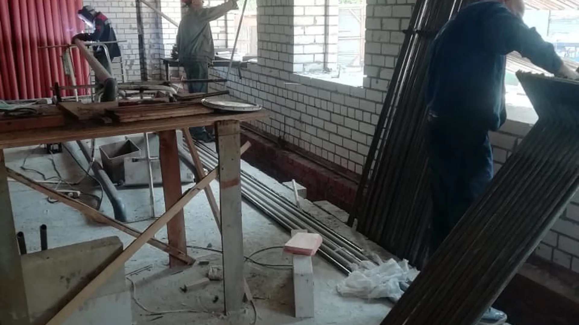 Разрушенный взрывом дом в Орехово-Зуеве восстановят к сентябрю. Фото ремонта