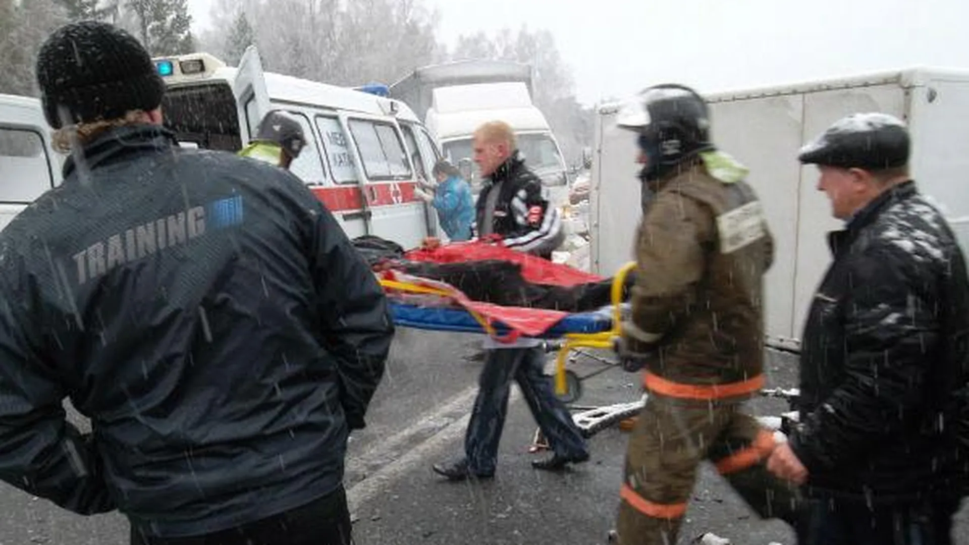 Два человека погибли, трое госпитализированы из-за ДТП на Минском шоссе