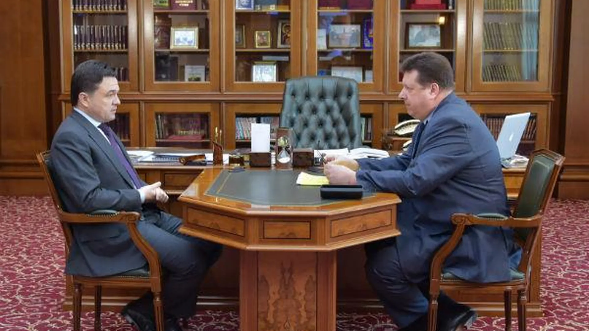 Губернатор и глава Ивантеевки обсудили решение проблем в городе