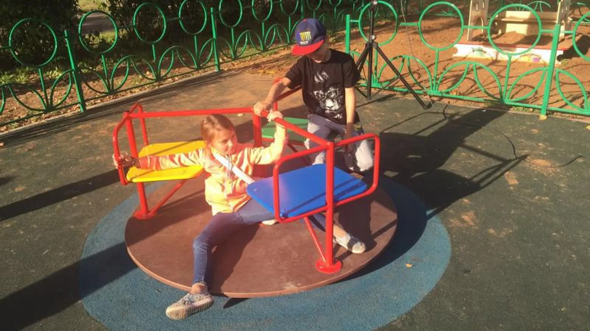 Детскую площадку в Наро-Фоминске установили по поручению Воробьева