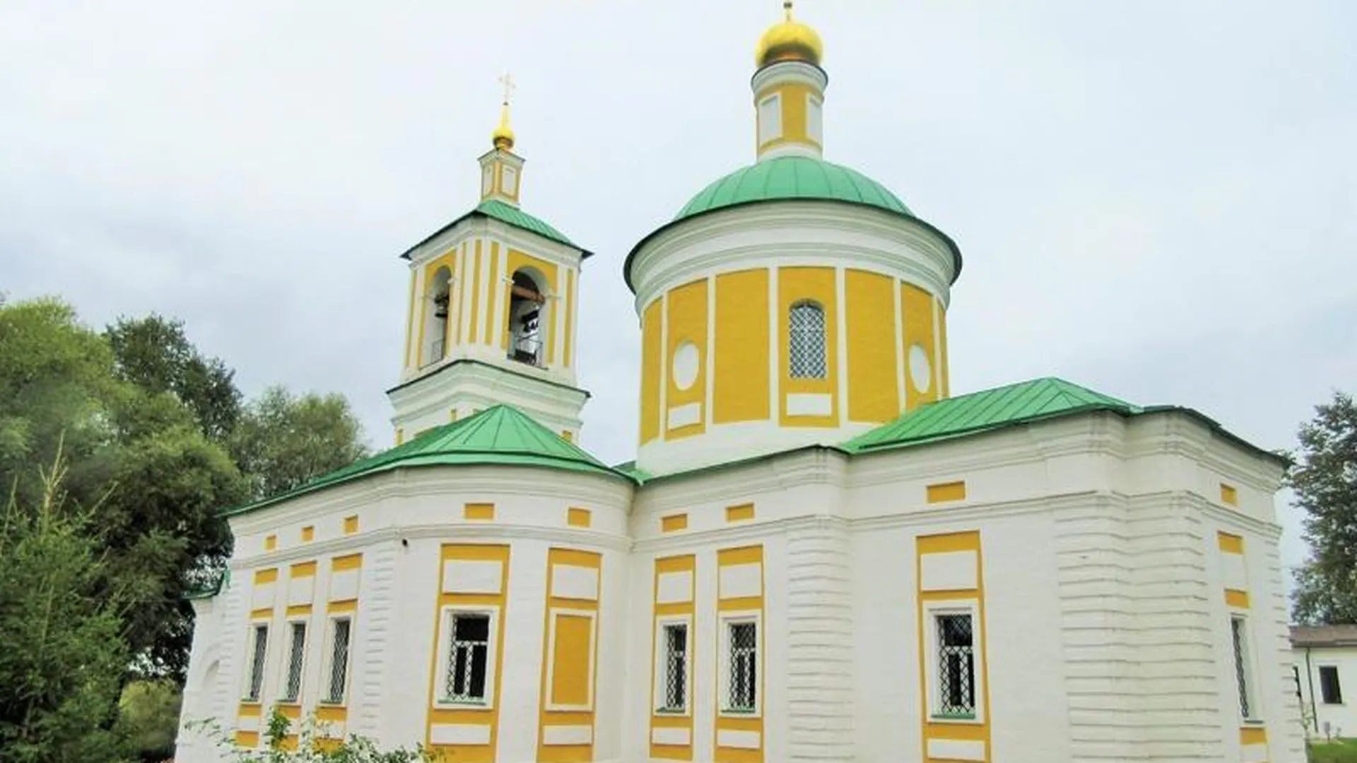 Церковь Иоанна Предтечи в Садках