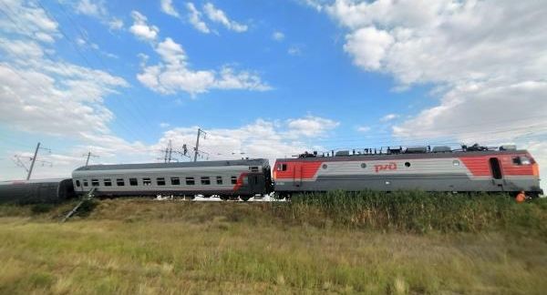 ФПК назвала 12 поездов, задержавшихся из-за ДТП в Волгоградской области