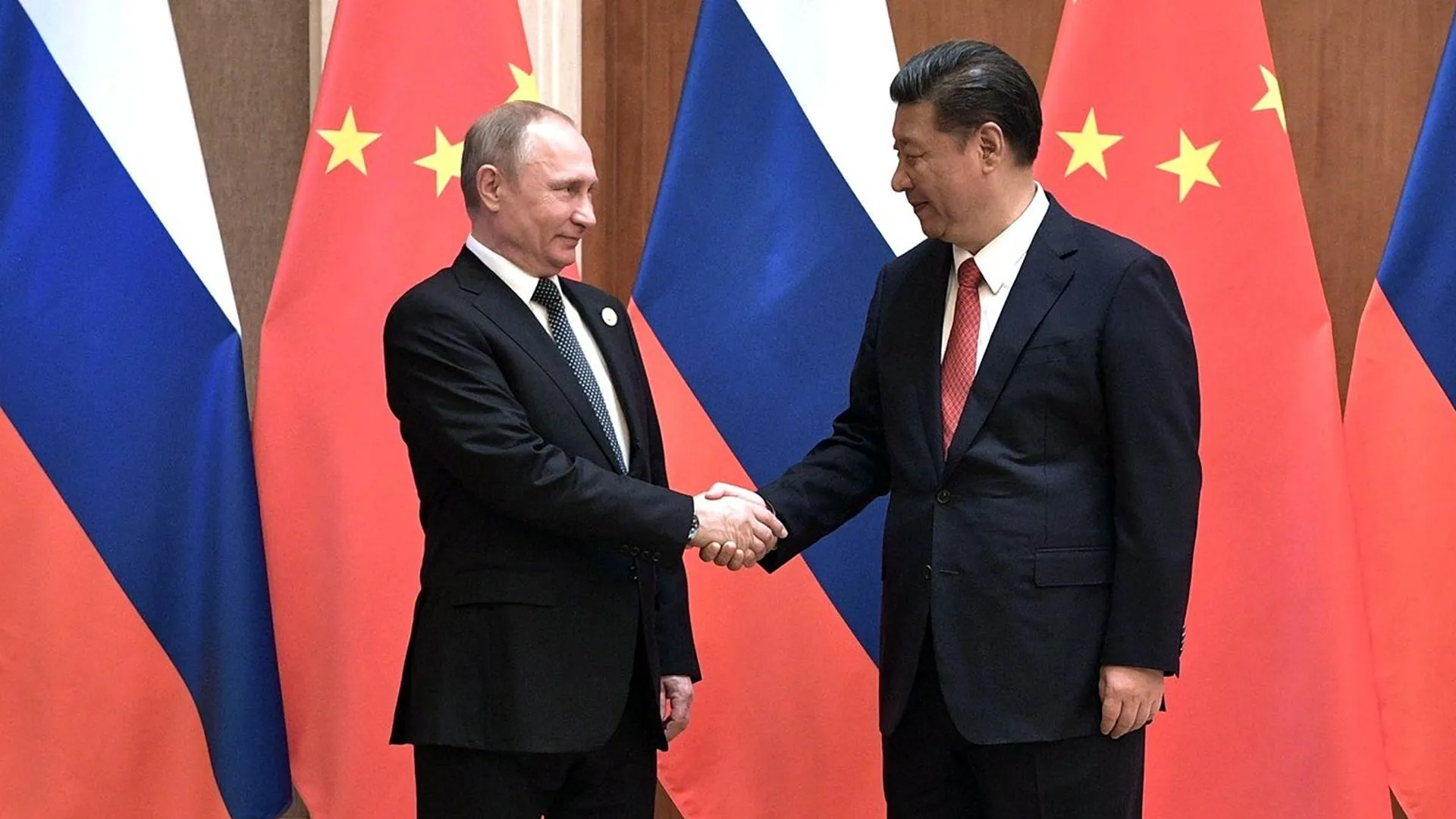 Председатель КНР Си Цзиньпин и президент России Владимир Путин. Фото: Kremlin Pool
