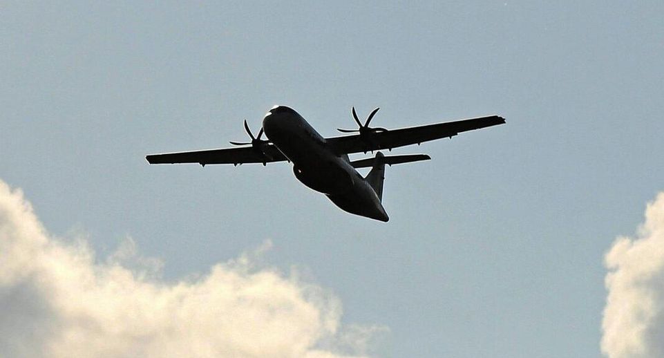 Самолет Ан-26 с 23 людьми на борту выкатился за пределы ВВП в аэропорту Диксон