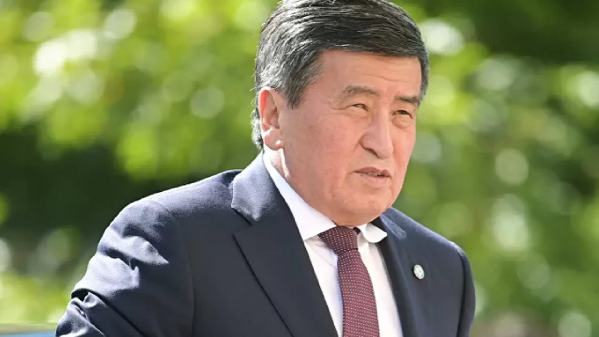 Администрация главы Киргизии уточнила данные об уходе президента с поста