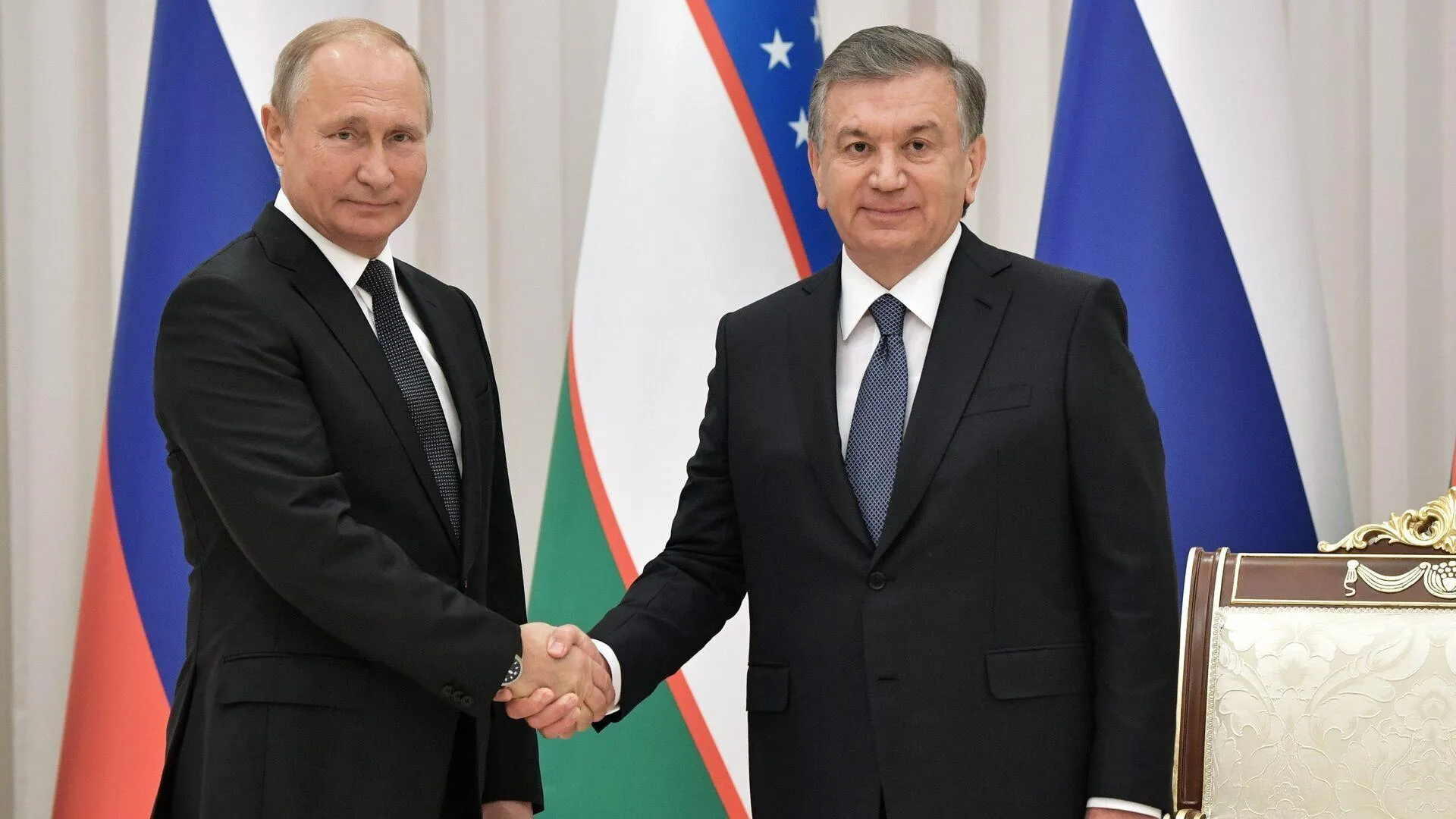 Мирзиеев поздравил Путина с убедительной победой на выборах и пожелал успехов