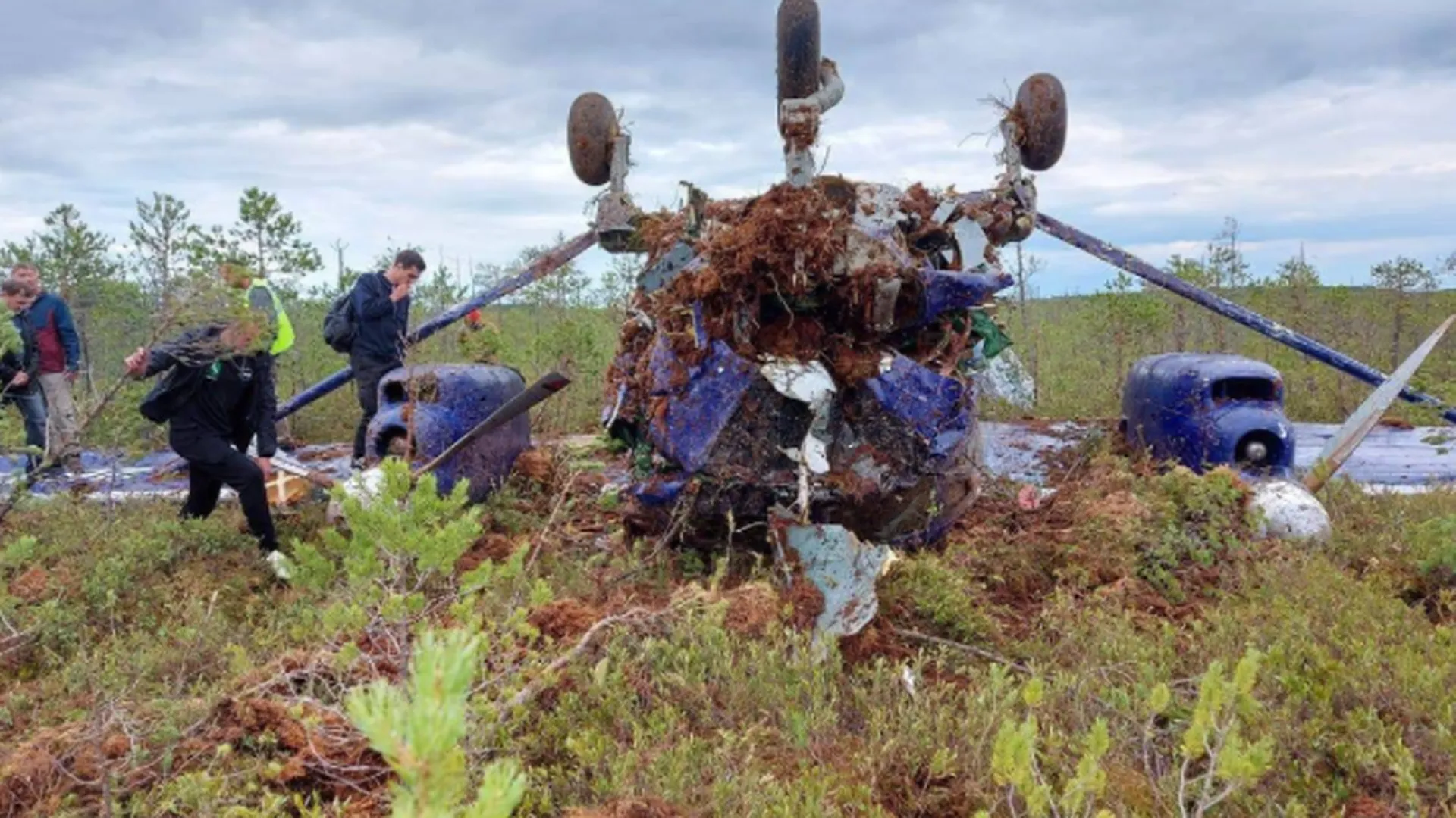 Некачественный керосин: названа новая версия причины аварийной посадки Ан-28 в Томской области
