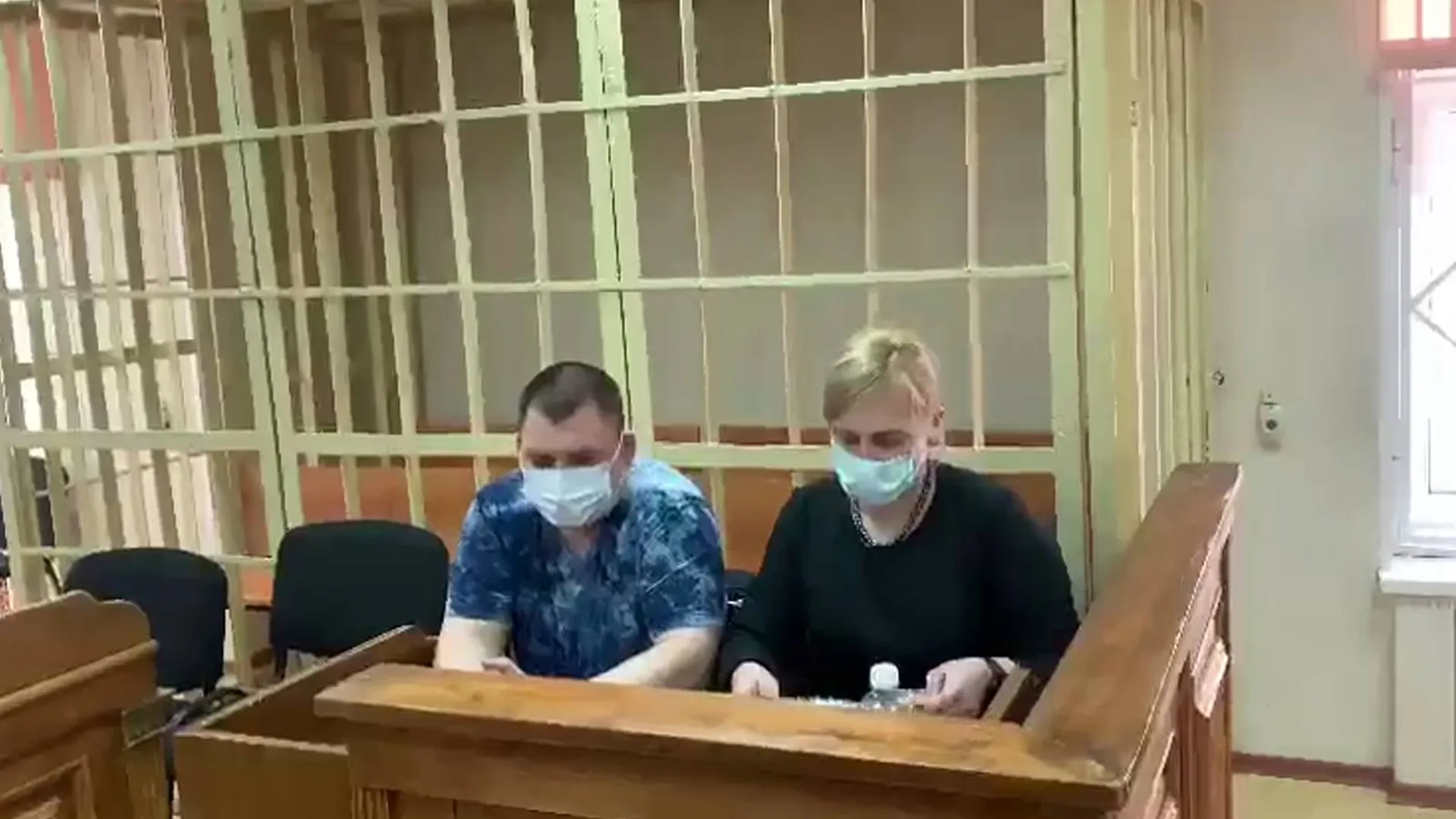 Дело о лжесвидетельствах об аварии с Ефремовым начали рассматривать в суде. Видео