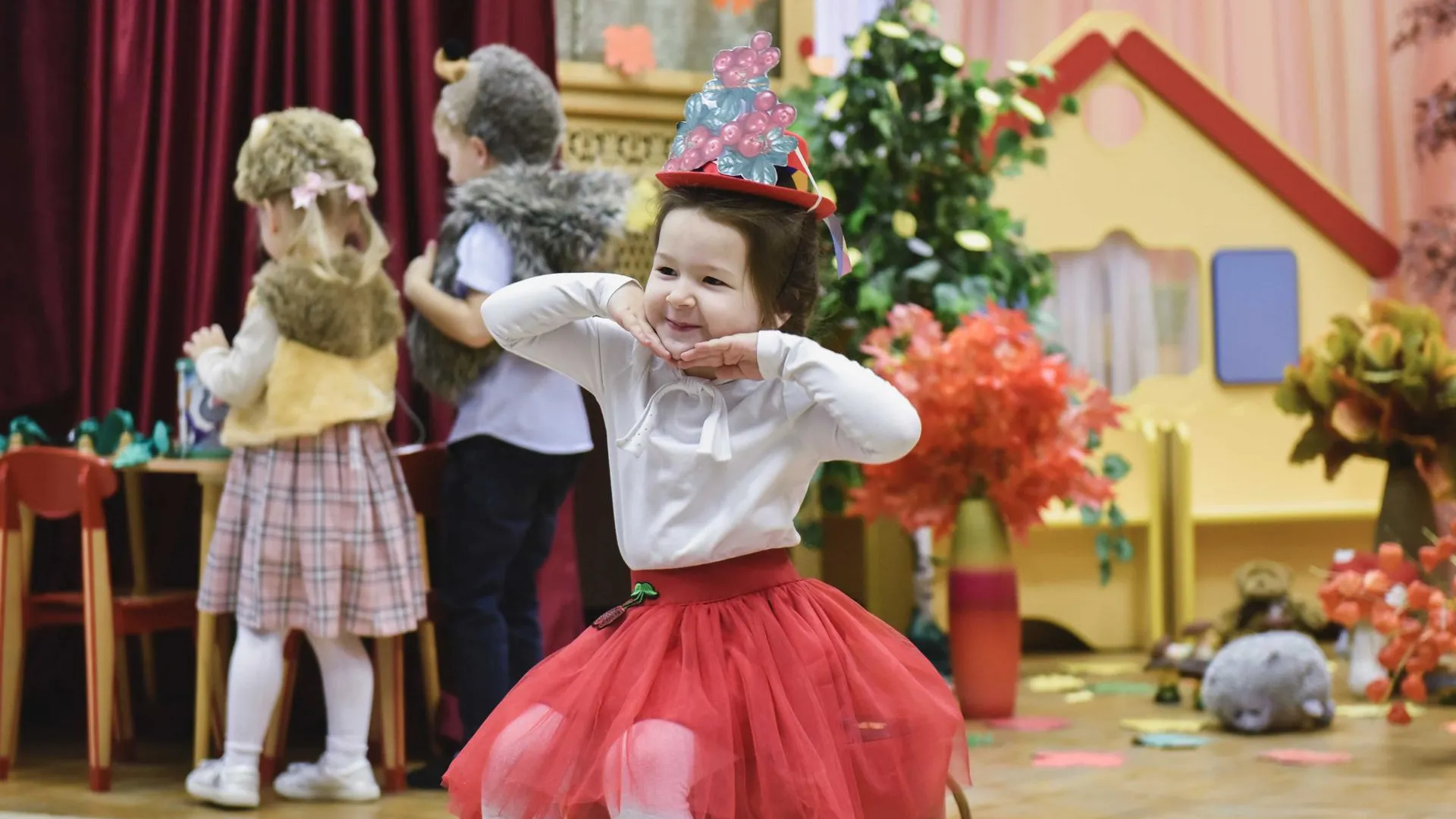 В детском саду подмосковных Химок устроили праздник осени