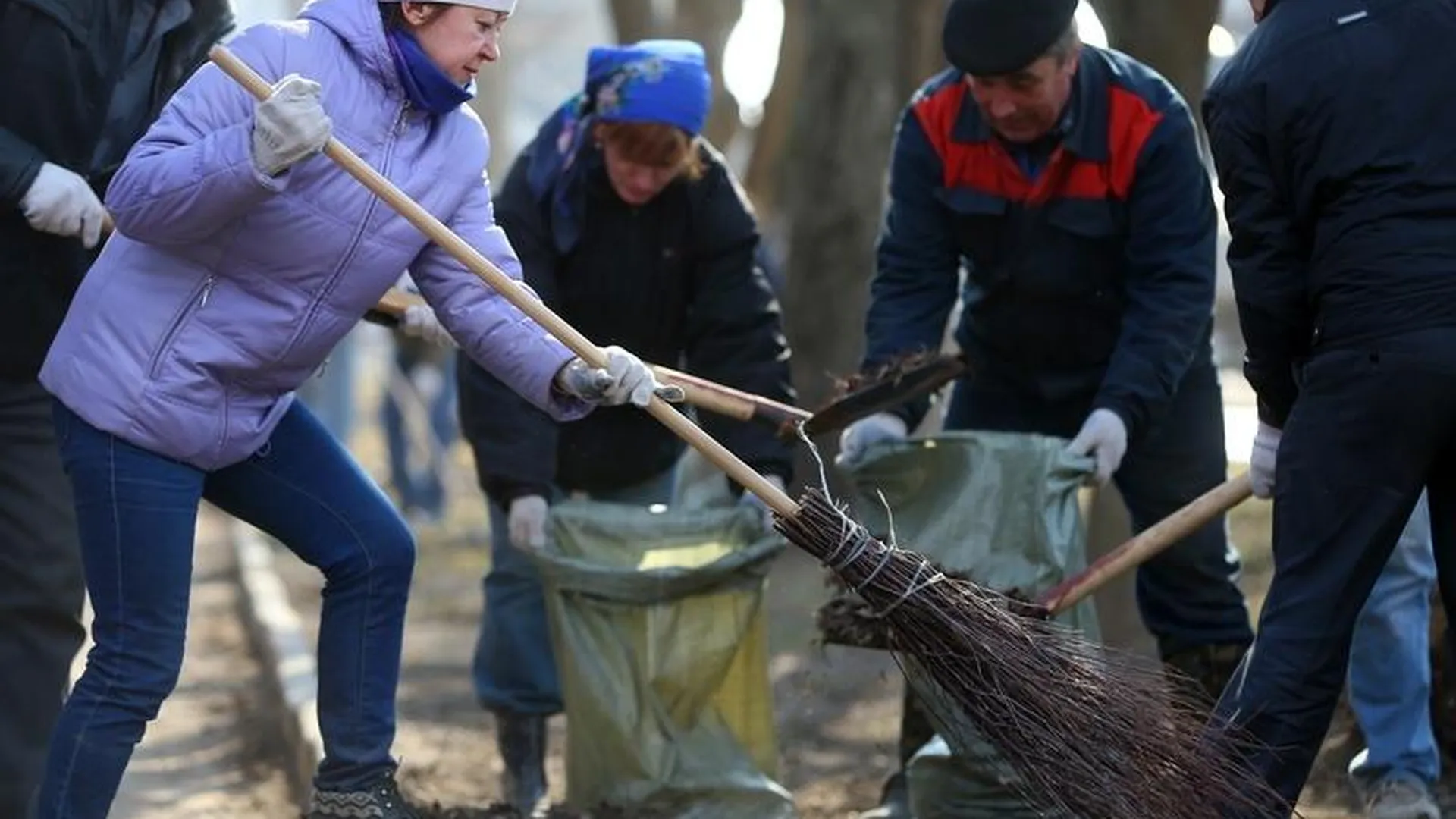 «Экологический спецназ» выходит на тропу войны с мусором в Солнечногорске