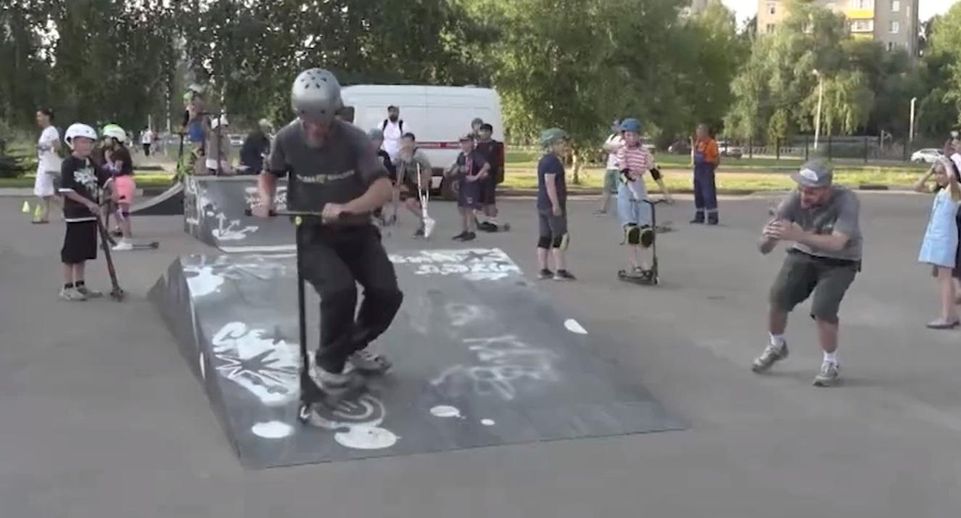 Мастер-класс по скейтбордингу прошел на фестивале уличной культуры в Лобне